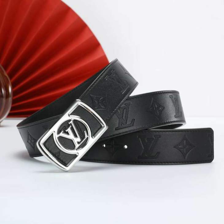 Picture of Louis Vuitton Belts _SKUfw223140823fw